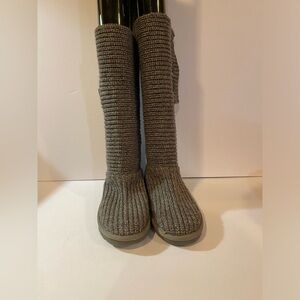 UGG Gray Knit Winter Boots